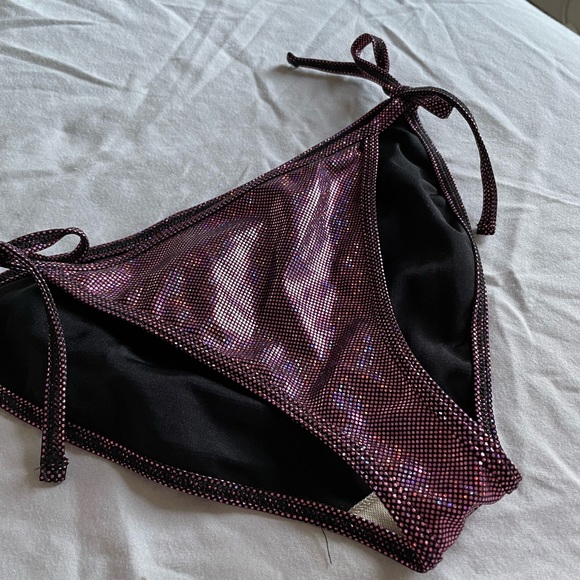 Purple iridescent American Apparel string bikini bottoms - Picture 1 of 4